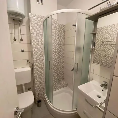 Apartmani Biserka Punat Exterior photo